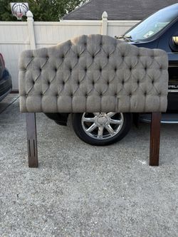 Queen Button Tufted Upholstered Headboard 