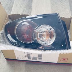 BRAND NEW Taillight For 2009 Mazda 3