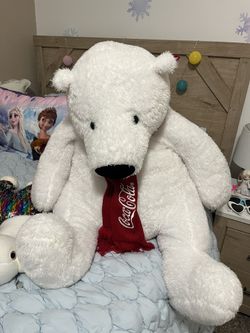 Huge Coca-Cola Christmas Polar Bear