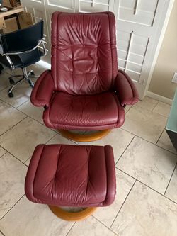 Burgundy Red Leather Stressless Royal Medium Ergonomic Recliner Chair + Ottoman