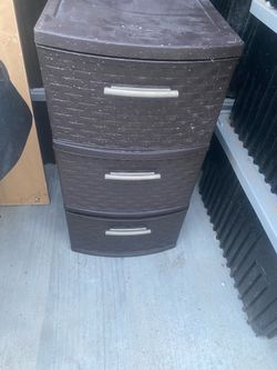3 drawer