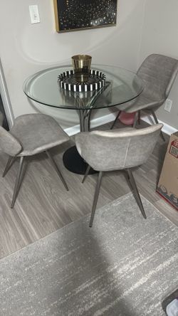 glass dining table