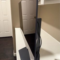 LG UltraGear 27” Glossy OLED Gaming Monitor (27GX704A-B, 240Hz, 1440p)