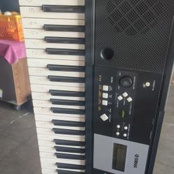 Yamaha Keyboard 