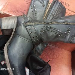 Freebies Women's Boots