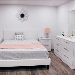 Bedroom Set ( Juego De Cuarto)💮Sold separately too💮Fast delivery