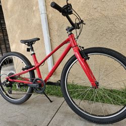 Specialized 24 Inch Gear Bicycle $120