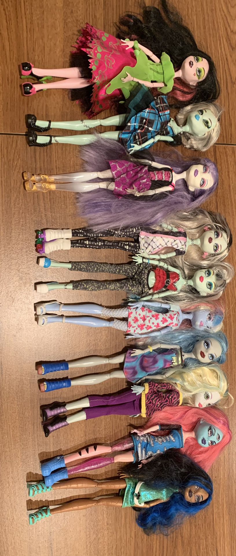 Monster High Dolls Lot Of 10