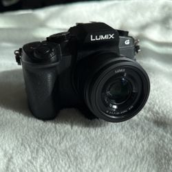 LUMIX G85 CAMERA (+ Stock Lens & 25mm Prime lens)