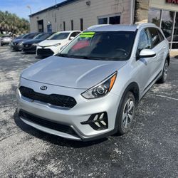 2020 KIA NIRO LX $995 Down 