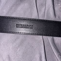 Burberry belt (DM OFFERS)