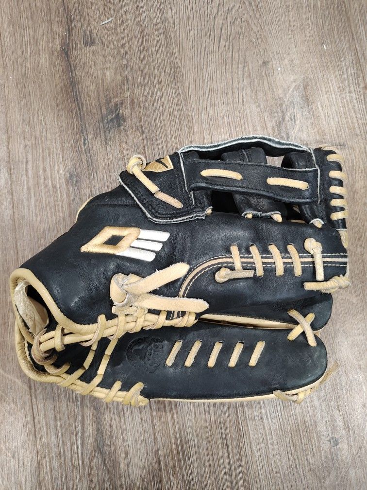 Nike Diamond Elite Baseball Glove