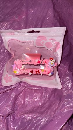 Hello Kitty Pink Decorative Hair Clips Set