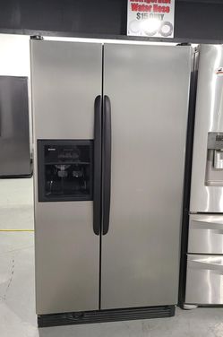 Kenmore Side By Side Stainless Steel Fridge
