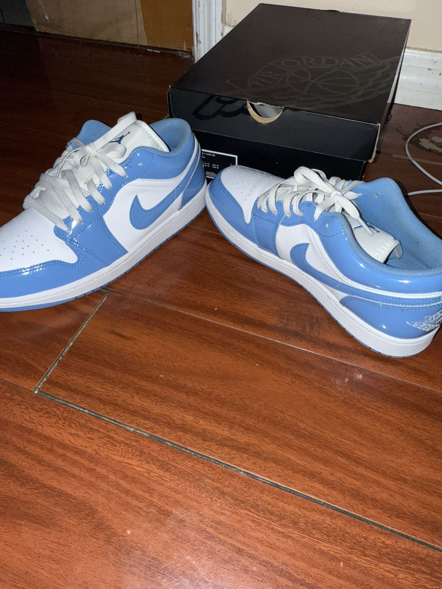 Air Jordan Retro 1 Sz 11