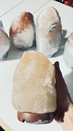 (Brand New) Artnaturals Himalayan Rock Salt For Salt Lamps.