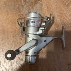 AbuGarcia Cardinal Reel