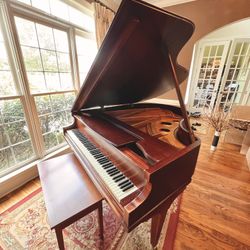 Kimball Grand Piano (very good condition)