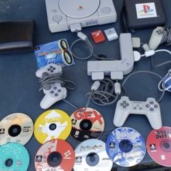 Ultra Rare Great Games. Each come menu. 2 for $100! If you want $20 dollar sports or trash lmk... But Great Games are expensive like silent Hill $180!