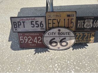 License plate wall hanging