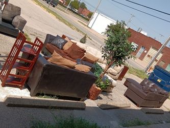 Sale SALE PARKING LOT SALE CENTRAL AND ST FRANCIS SECTIONAL FROM 79 TO 160