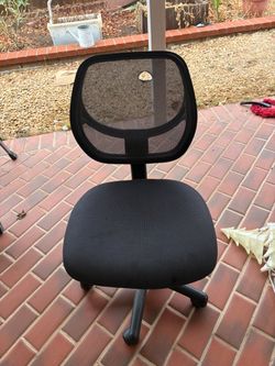 Black Mesh Office Chair