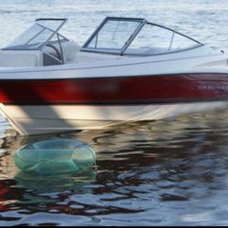 1998 Bayliner 1850 Capri SS