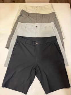 Lululemon men shorts 30