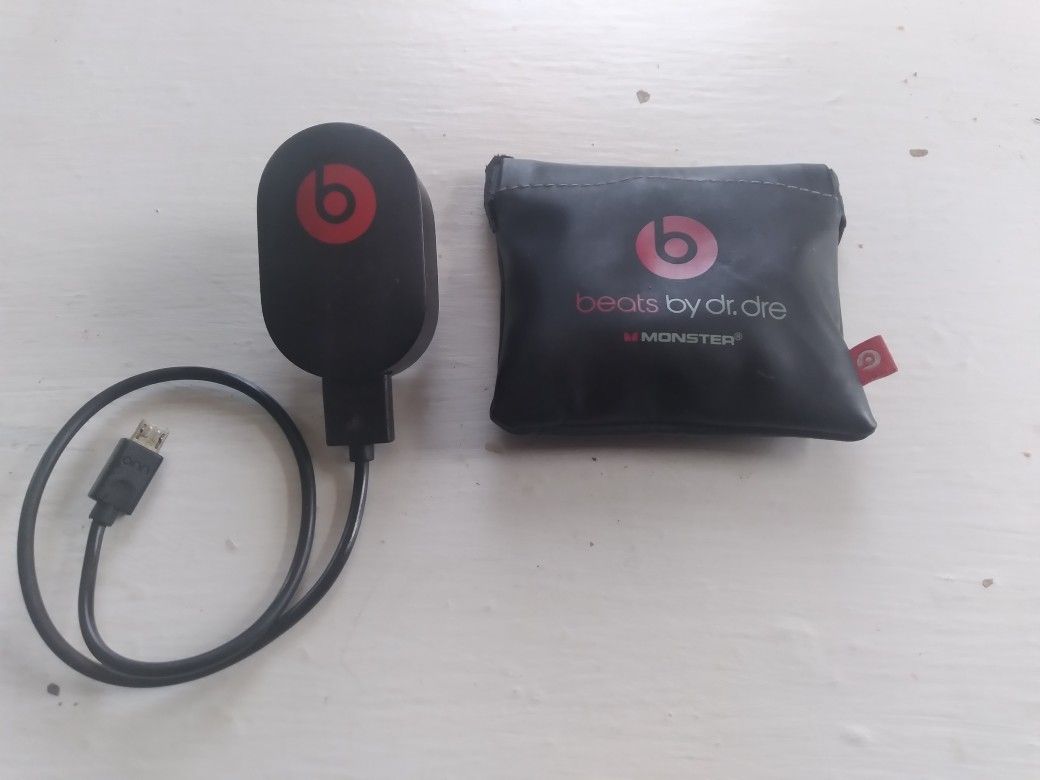 Beats by Dr. Dre USB adapter/charger, & a carring case