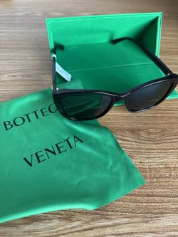 Bottega Veneta Women’s Minimalist 55mm Cat Eye Sunglasses - Black 