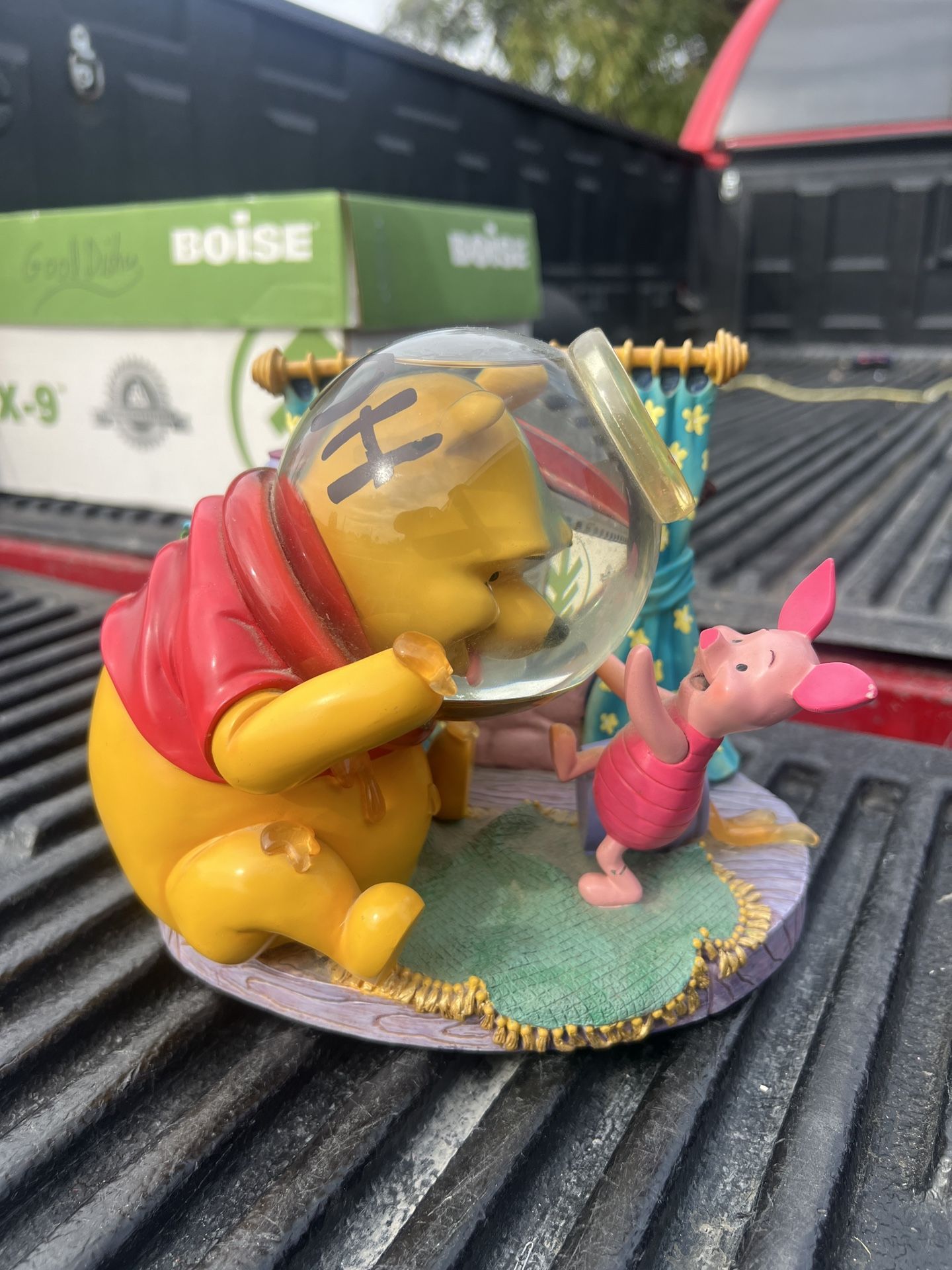 1964 Rumbly in my Tumbly Winnie The Pooh wind up Musical music box walt Disney
