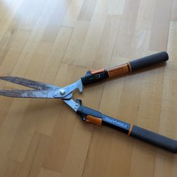 Fiskars Power-Lever Hedge Shears
