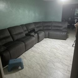 Lexicon Muirfield 3-Piece Plywood and Fabric Reclining Sectional in Gray