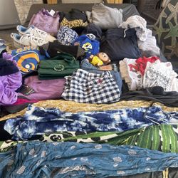 Women’s Clothes Medium And Large