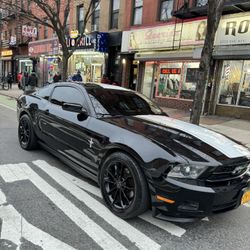 2011 Ford Mustang