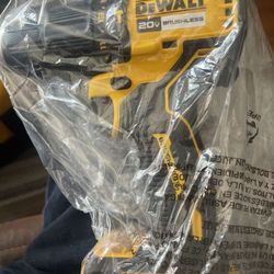 NEW DEWALT 2 SPEED COMPACT HAMMER DRILL DRILL TOOL ONLY