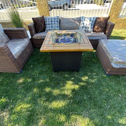Brand New Patio Outdoor Furniture Set With Fire Pit 