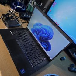 Dell Laptop Touchscreen Intel i7-CPU 32GB Ram 512GB NVMe  m.2 SSD