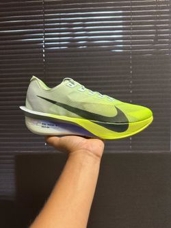 Nike Vaporfly Next% 4 ( Men’s )