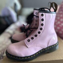 Dr. Martens 1460W Pale Pink Size 5 -  New 