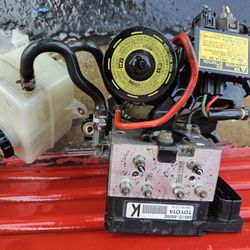 2008/2014 Toyota Highlander Hybrid Anti Lock Brake Unit/ Abs Unit With Other Parts 