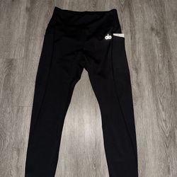 Alo Leggings