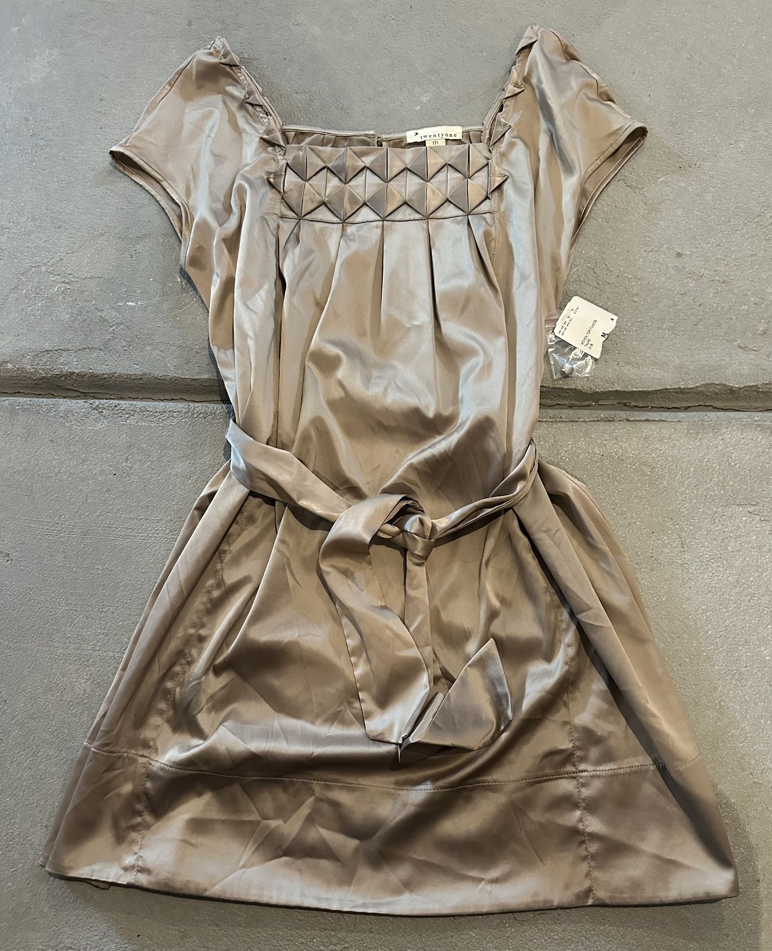 WOVEN TOP/TUNICS TAUPE size M