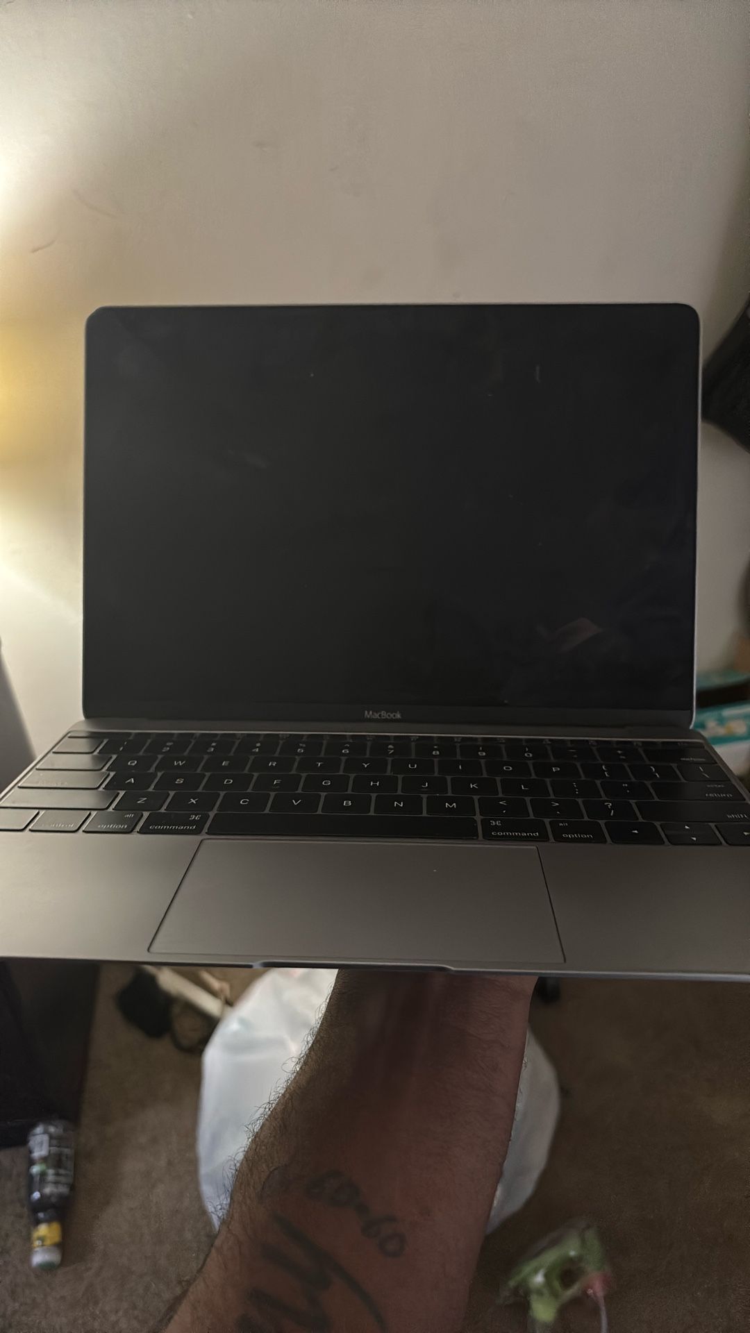 MacBook 258 gb