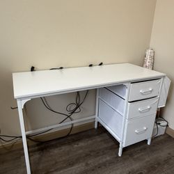 47 Inch Multipurpose Desk 