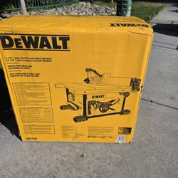 DEWALT
15 Amp Corded 8-1/4 in. Compact Portable Jobsite Tablesaw
