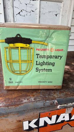 100 foot string of lights with 10 lamp hold