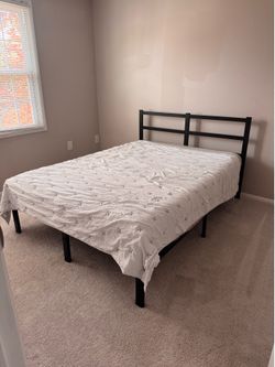 Double bed frame/mattress