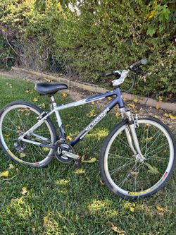 Schwinn men's trailway  aluminum bike