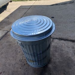 Metal trash can